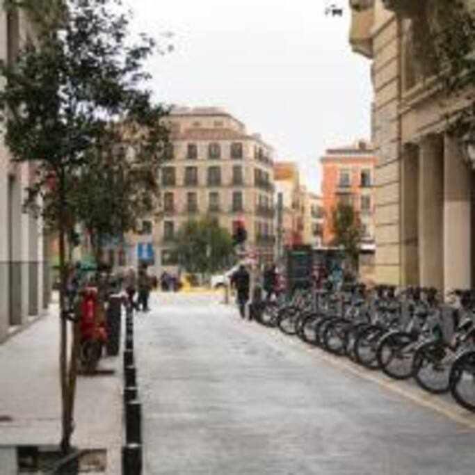 Apartamento Sotano En Gran Via Madrid Ngoại thất bức ảnh