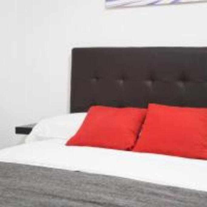 Apartamento Sotano En Gran Via Madrid Ngoại thất bức ảnh